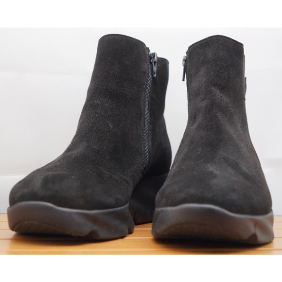 MEPHISTO Black HAZELINA Women's size 7.5 Ankle Boots $450 MSRP - Picture 4 of 13